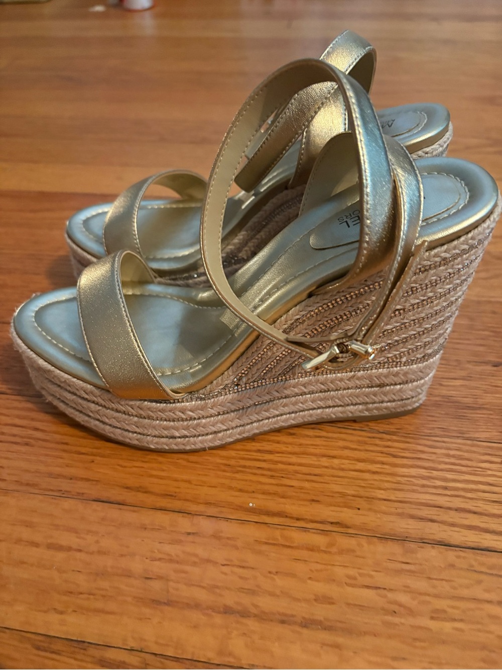 NWT Michael Kors Pale Gold Ankle-Strap Espadrille Wedges sz 6.5 - Picture 3 of 7